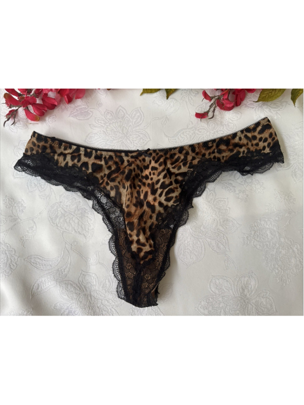 VICTORIA'S SECRET L ANIMAL PRINT GOLD SHIMMER HI LEG THONG TANGA PANTIES NWT